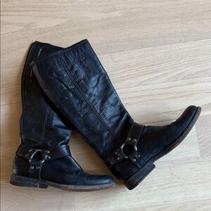 FRYE Knee-High Back Zip Moto Boots | Black | Size 6